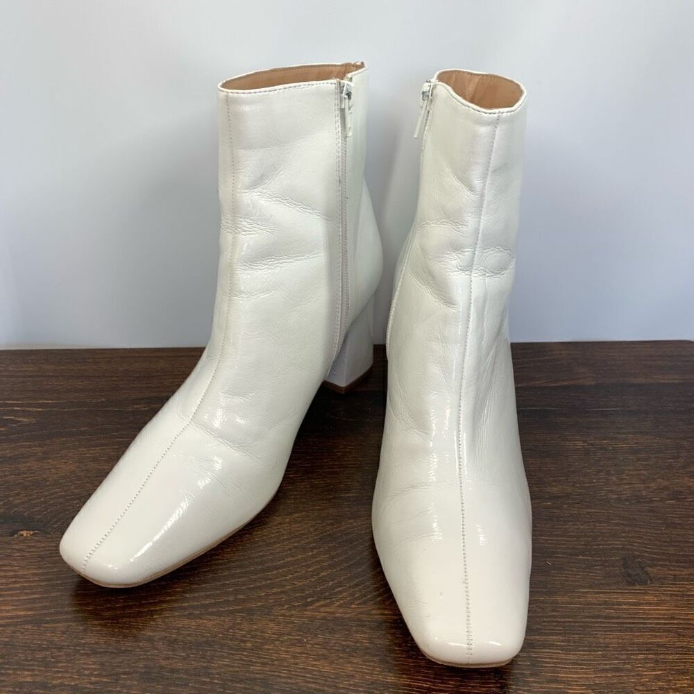 Journee Collection Women's Tru Comfort Foam Heeled Bootie Boots White Size 10